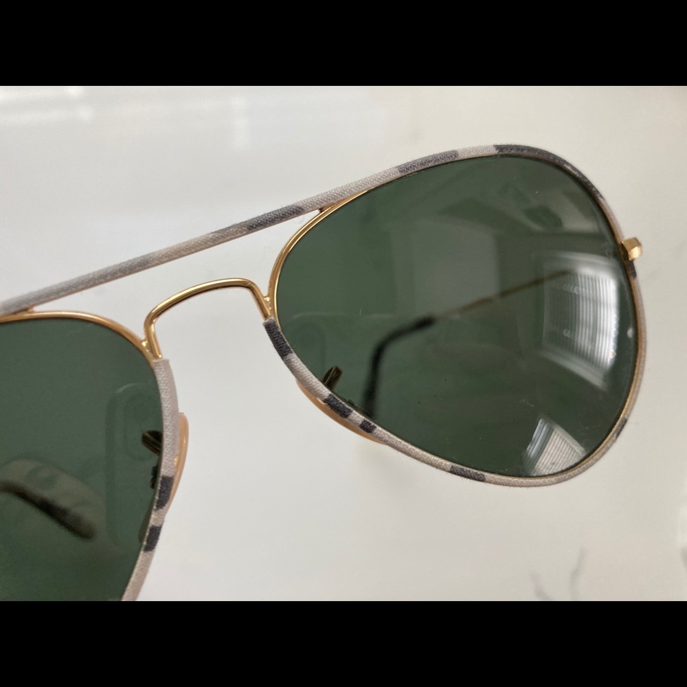 Ray-Ban Aviators - Picture 4 of 11